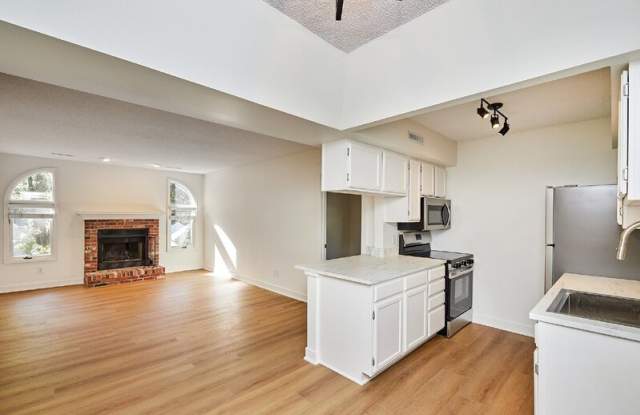 5221 Boulder Drive - 5221 Boulder Drive, West Des Moines, IA 50265
