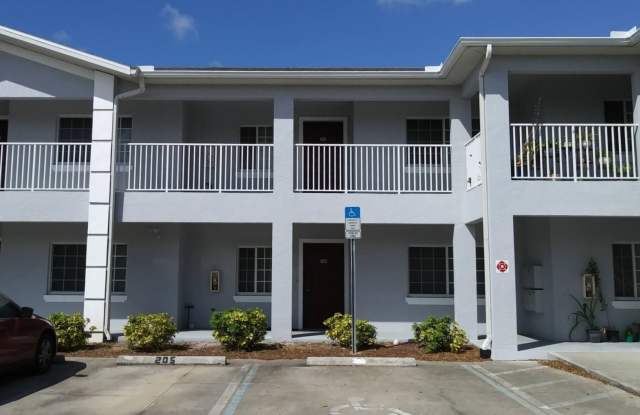 1328 SE 8th Ave photos photos