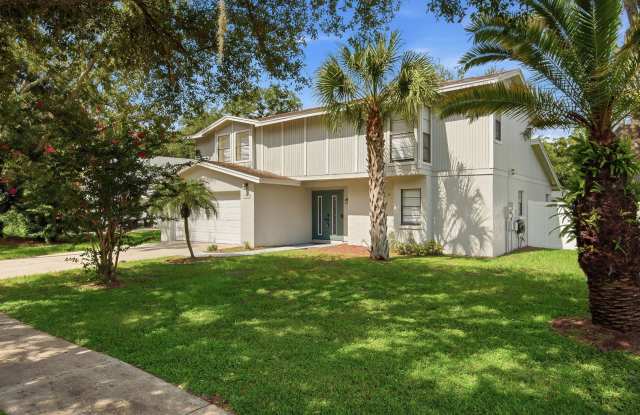 Two-story 3BR/2.5 Bath Country Place home in Carrollwood. Gallery 3