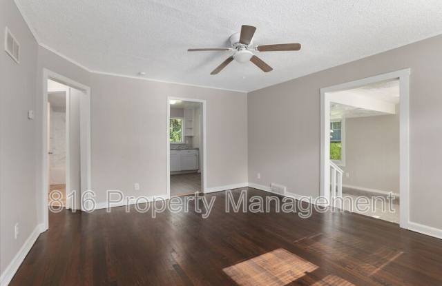 4004 Cleveland Ave - 4004 Cleveland Avenue, Kansas City, MO 64130