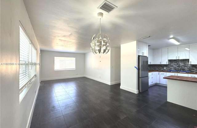 1790 NE 173rd photos photos