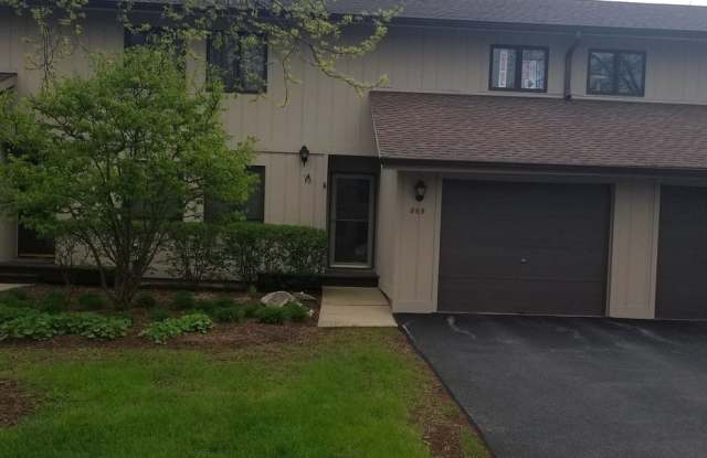 869 Catherine Court - 869 Catherine Court, Grayslake, IL 60030