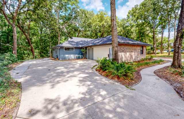 LOOK! Park Avenue- 4 Bedroom/3 Bath - BEAUTIFUL! photos photos