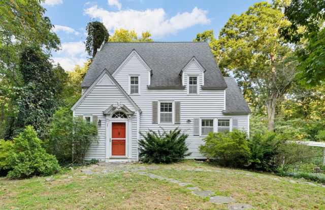 3 Bedroom 1.5 Bath House on Lookout Mountain Gallery 3