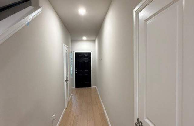 805 Santa Lucia Drive Gallery 2
