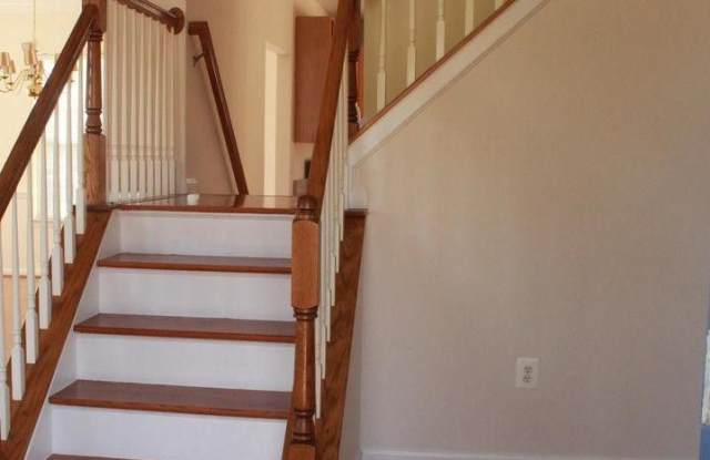 18506 Crossview Road Gallery 2