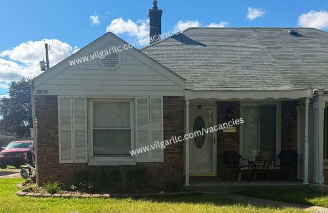 • 2 Bedroom • 1 Bathroom Gallery 1