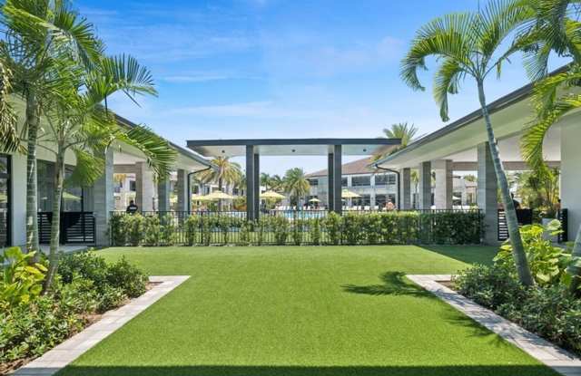 Premium Lake-View URBANA Residence Steps from Downtown Doral - 4725 Northwest 85th Avenue, Doral, FL 33178