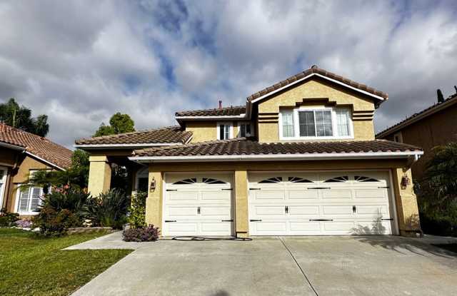Upgraded 4 BEDROOM WITH AC IN OCEANSIDE Gallery 4