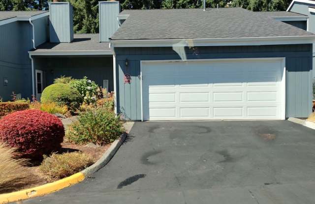 Desirable Twin Lakes Quail Run Townhome photos photos