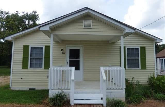 603 N Church St - 603 South Church Street, Mooresville, NC 28115