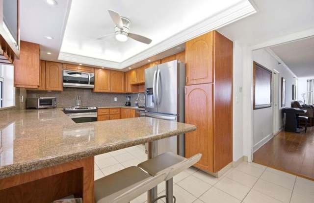 3507 Oaks Way 911, Pompano Beach, FL 33069 photos photos