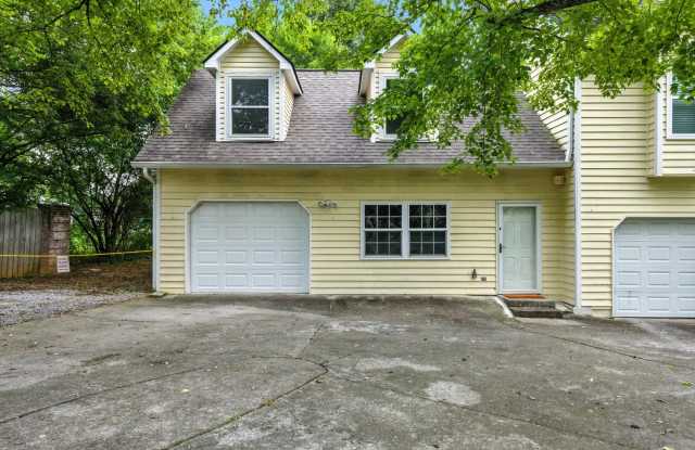 2710 Hodge Rd photos photos