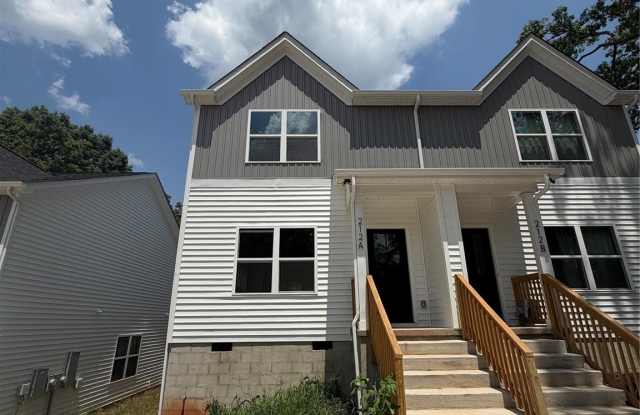 212 N Yadkin Avenue photos photos