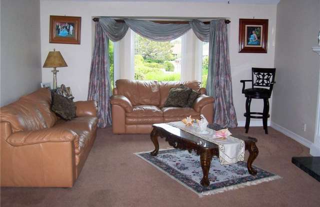 199 S Woodrose Court Gallery 4