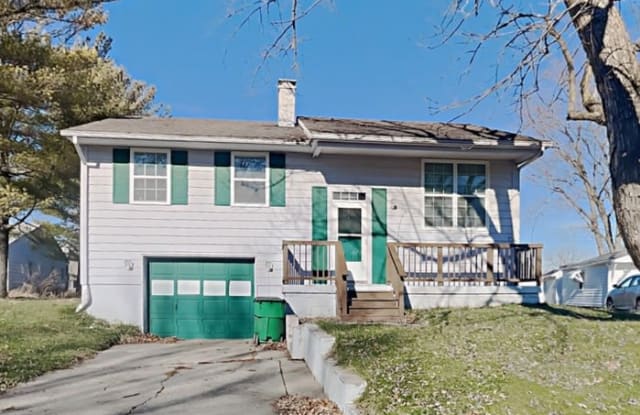210 Creekwood Drive - 210 Creekwood Drive, Westfield, IN 46074