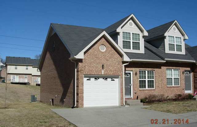 NICE Condo in GREAT location!!! VERY clean end unit!!! photos photos