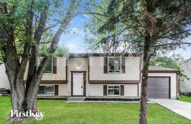 910 Woodlark Drive photos photos