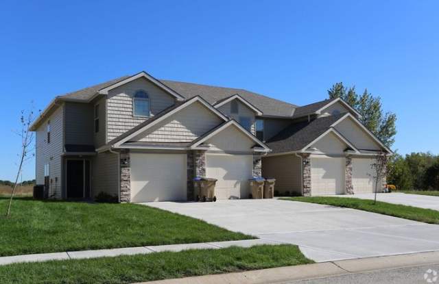 130 Barberry Lane - 130 Barberry Lane, Raymore, MO 64083