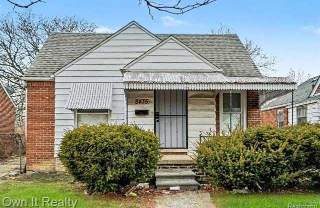 8435 Warwick Street photos photos