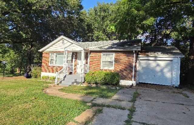 Charming 2BR House in Saint Louis Gallery 3