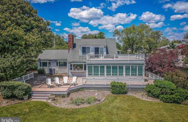 Home in Bay Ridge with beautiful views of the Chesapeake Bay! photos photos