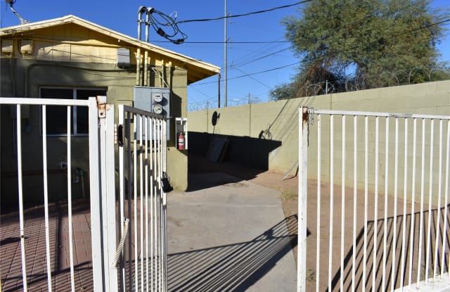 6633 N. 58th Dr # 10 - 6633 North 58th Drive, Glendale, AZ 85301