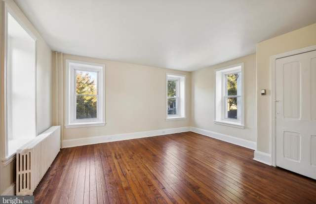 200 E WILLOW GROVE Avenue Gallery 2