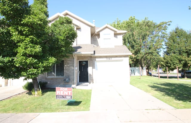 3063 Lincoln Ave photos photos