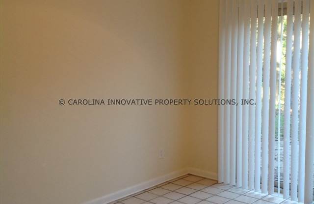 200 Sardis Road North - 2 Gallery 4