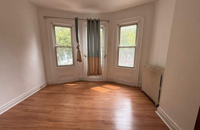 1859 Matthews Avenue photos photos