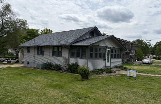 SPACIOUS 2 Bedroom Single Family Home! photos photos SPACIOUS 2 Bedroom Single Family Home! photos photos