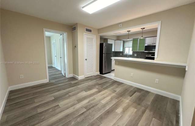 9971 W Bay Harbor Dr photos photos