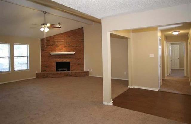 1208 Brookfield Lane Gallery 3