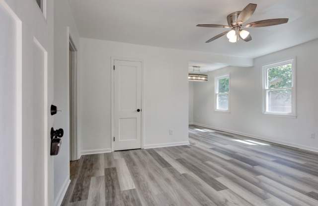 229 Burch Rd. Gallery 4