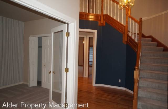 17527 NW Country Dr. Gallery 4