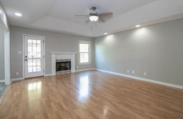 2202 Kim Drive Gallery 4