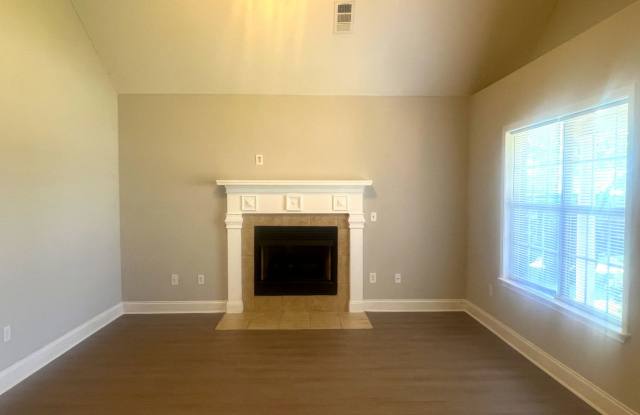 Super Cute 3BD/2B Home Gallery 3