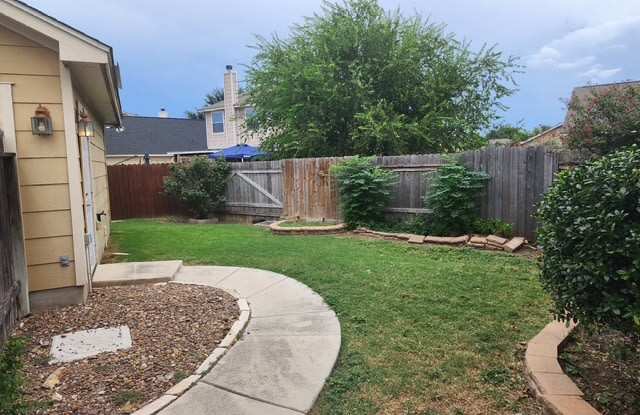 9215 Hilltop Crossing Dr Gallery 2