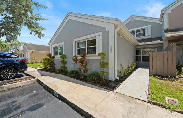 1382 NW 123rd Ave photos photos