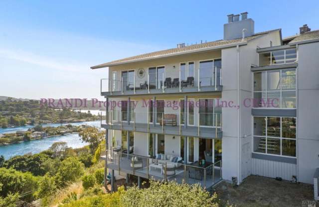 15 Harbor Oak Dr #12 - 15 Harbor Oak Drive, Tiburon, CA 94920