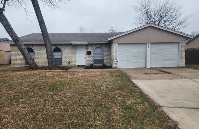 602 Stell Ave - 602 Stell Avenue, Mansfield, TX 76063