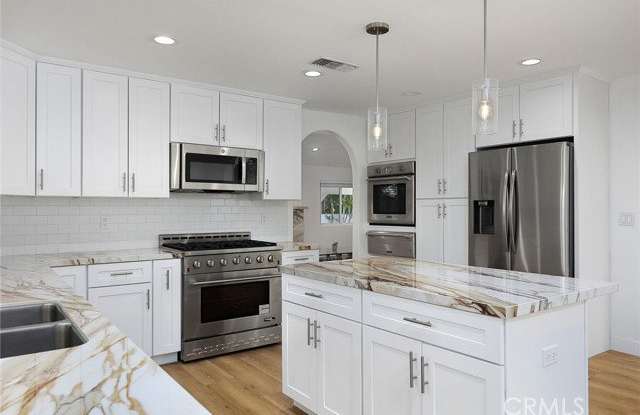 5794 Fairhaven Avenue Gallery 2
