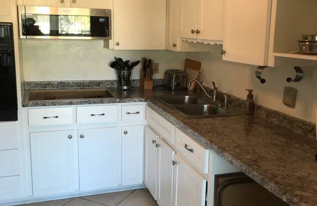 2360 Irish Ln Gallery 4