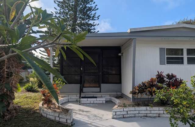 74 Lone Pine Avenue Gallery 1