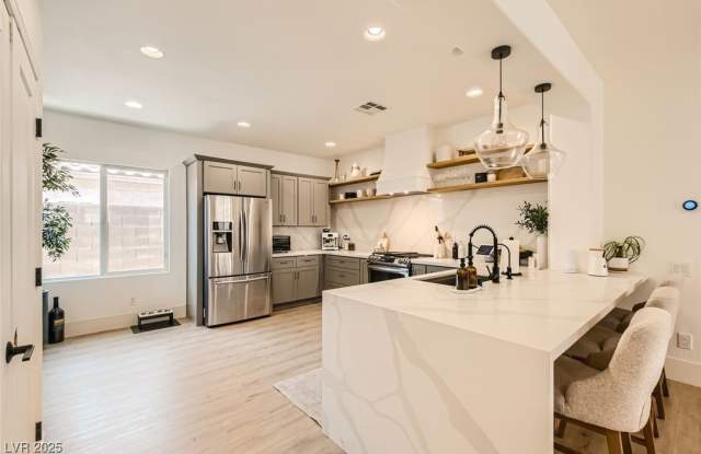 2724 Mintlaw photos photos