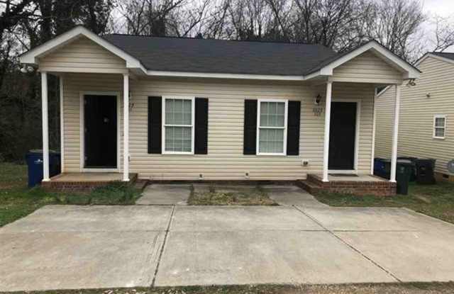 Nice 1 bed/1 bath duplex minutes from downtown Raleigh photos photos Nice 1 bed/1 bath duplex minutes from downtown Raleigh photos photos
