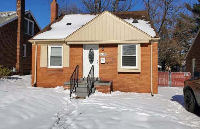 24932 Cherry St - 24932 Cherry Street, Dearborn, MI 48124