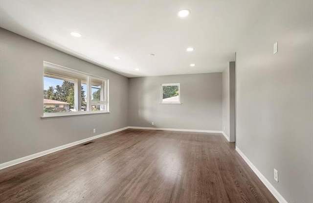 5125 E 27th Place Gallery 3