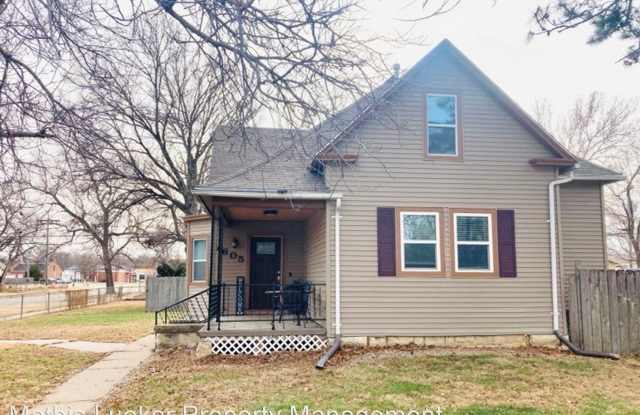 605 W. 8th - 605 West 8th Street, Junction City, KS 66441